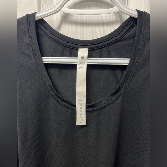 Lululemon Essential Tank *Train - Sz 6 - Picture 2 of 6